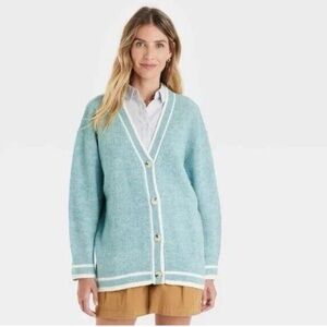 A New Day Light Blue Oversized Button-Up V-Neck Cardigan Sweater Varsity Small